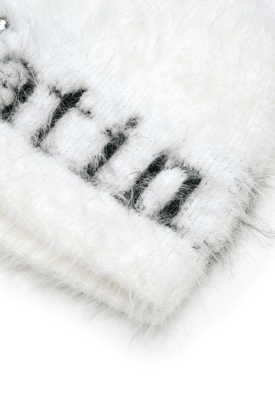 MUSINSA公式 | MATIN KIM MATIN HAIRY KNIT BEANIE IN WHITE