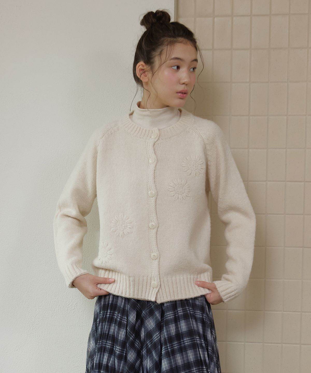 쎄미(SSEMI) ALPACA FLOWER CARDIGAN(IV)