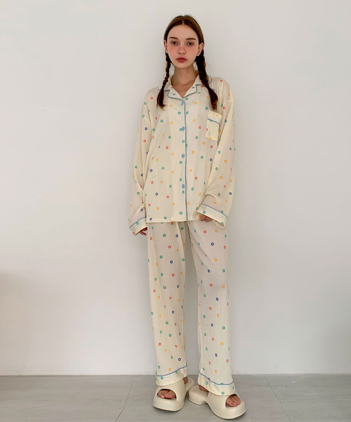 바스카라(VASCARA) Crunch Color Ring Pajamas Set