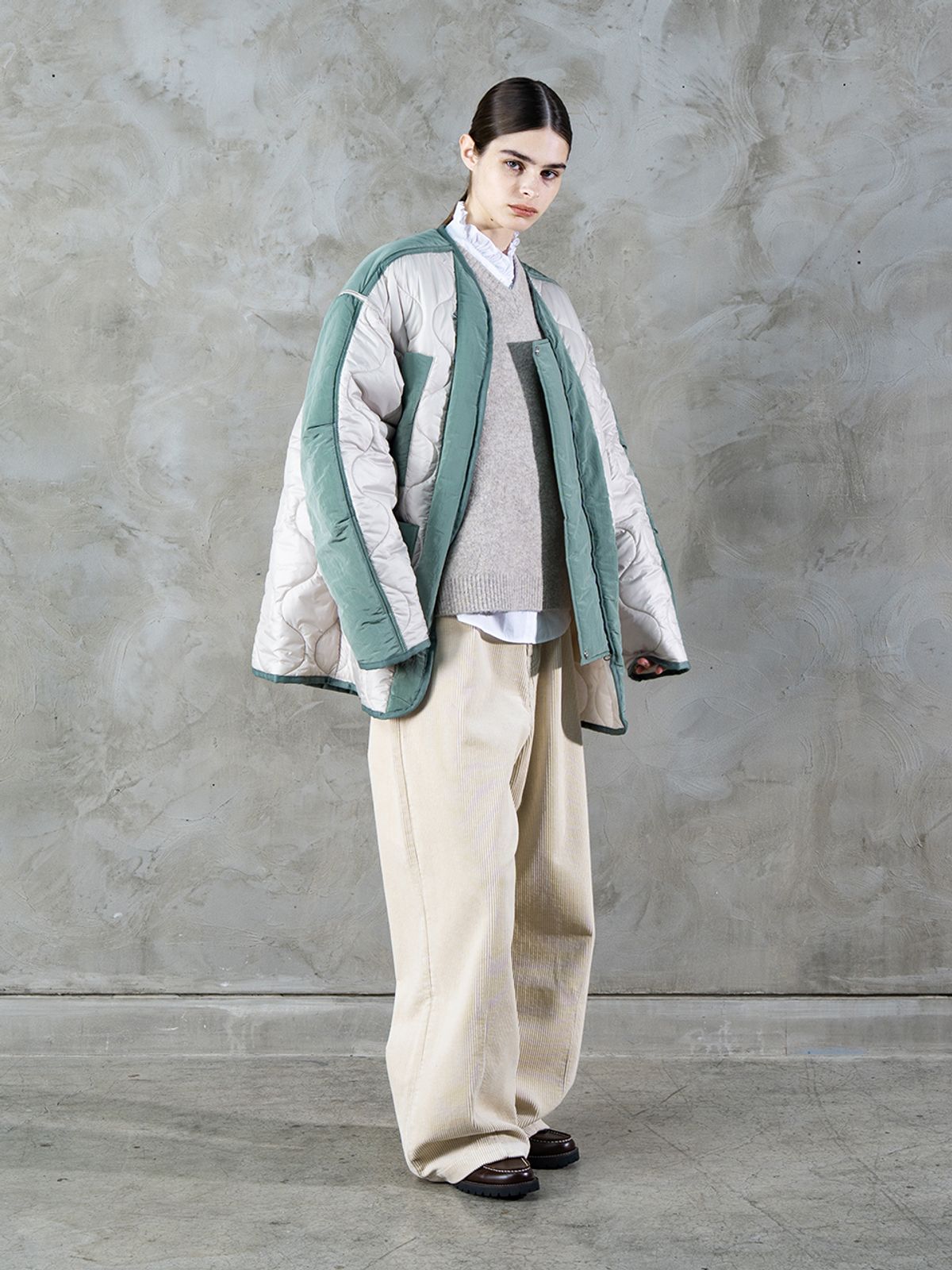 에데닉(EDENIK) 배색 블록킹 패딩 점퍼