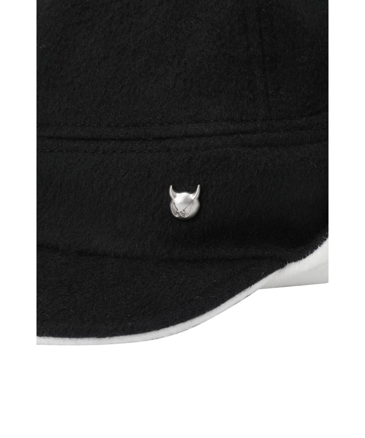 왁(WAAC) Women PomPom Knit Hat WGRCX25810BKX