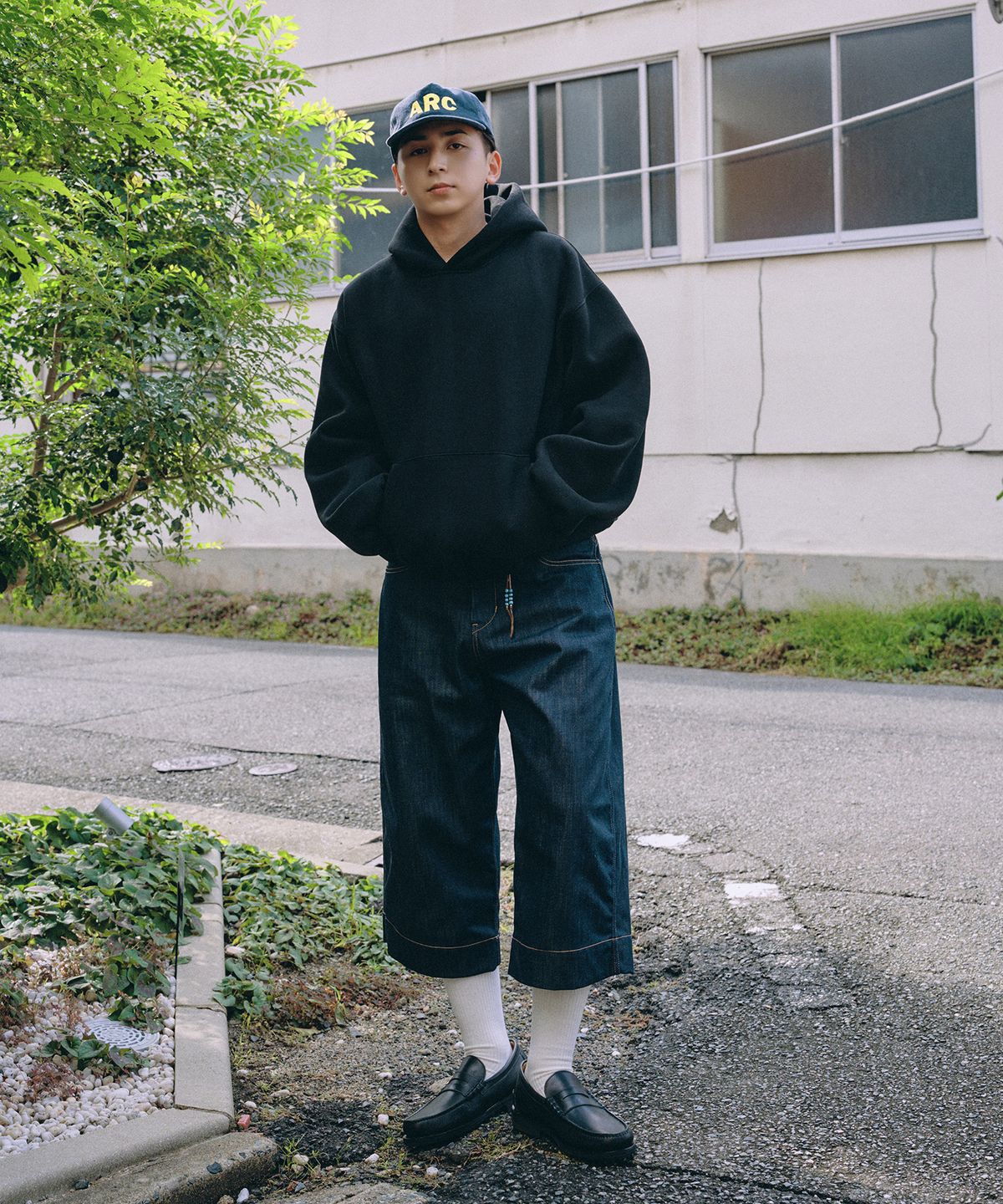 제로(XERO) 벌룬 크롭 후드 [블랙]