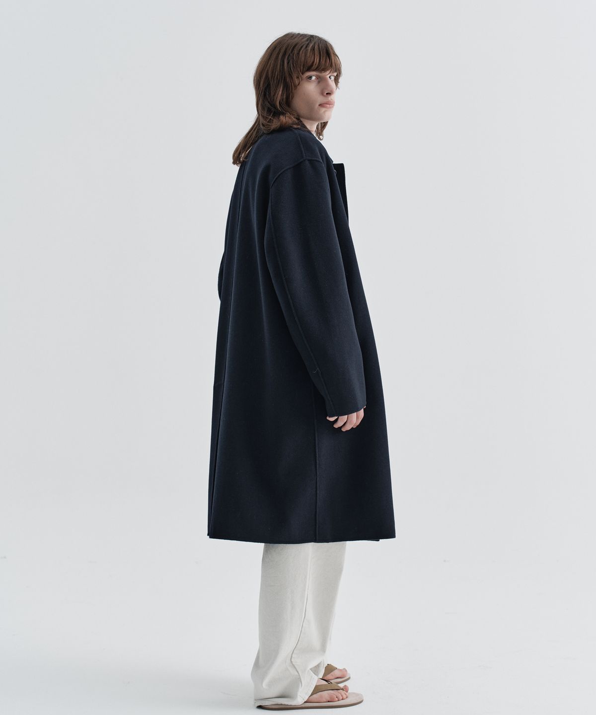 이지오(EZIO) Cashmere Blend Handmade Mac Coat_Navy