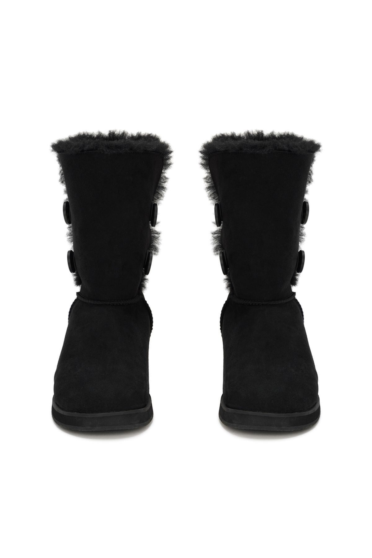다이닛(DEINET) FUR BUTTON BOOTS IN BLACK
