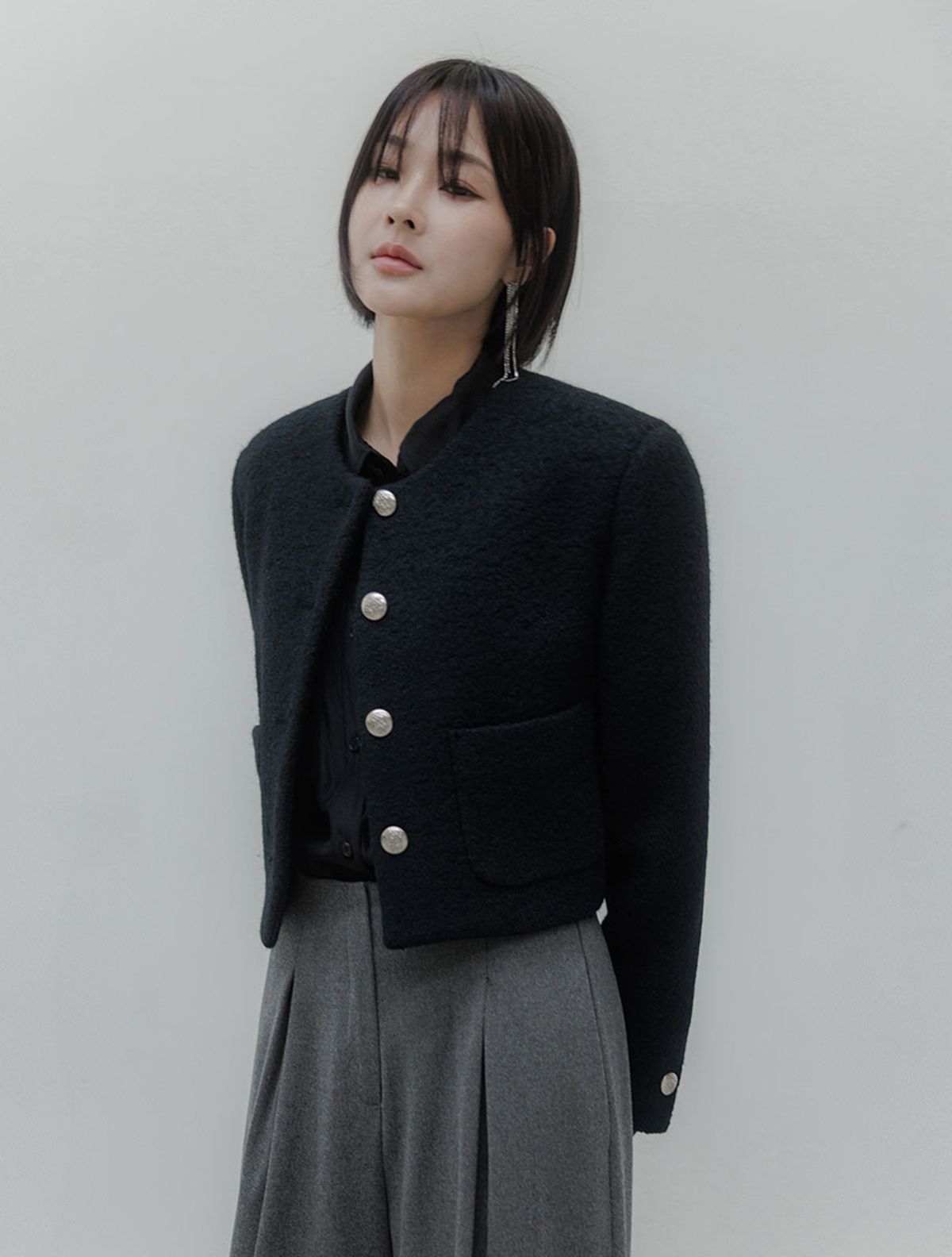 메무아(MEMUA) 베라 라운드 부클 울자켓(브라운)