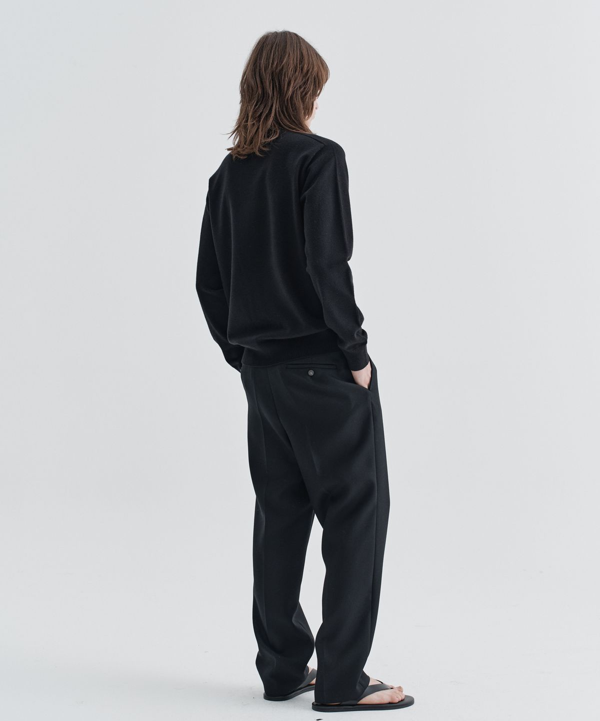 이지오(EZIO) Seamless Turtle Knit_Black