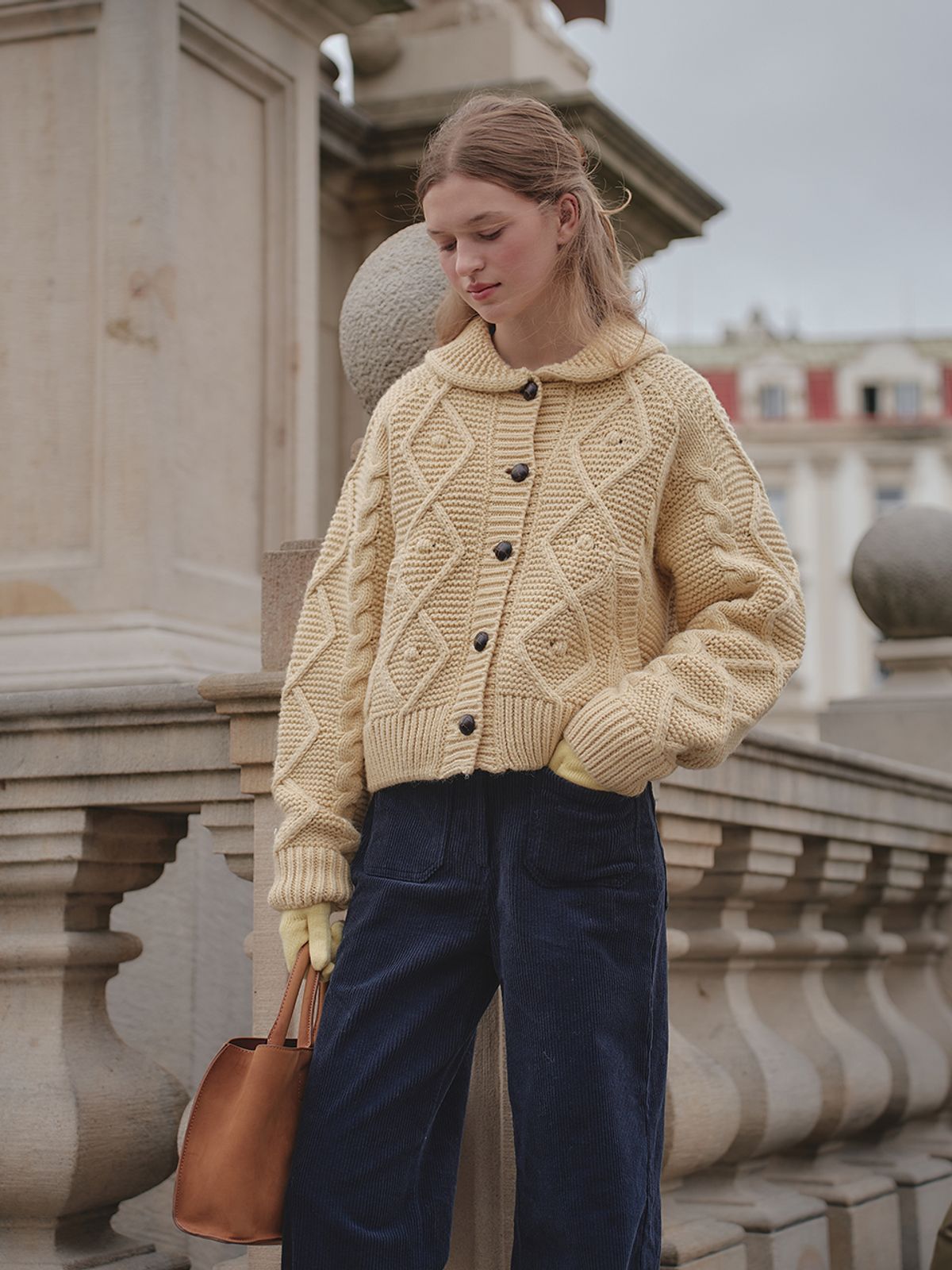 랭앤루(LANGNLU) LOMY Cable Cardigan(로미)_BUTTER