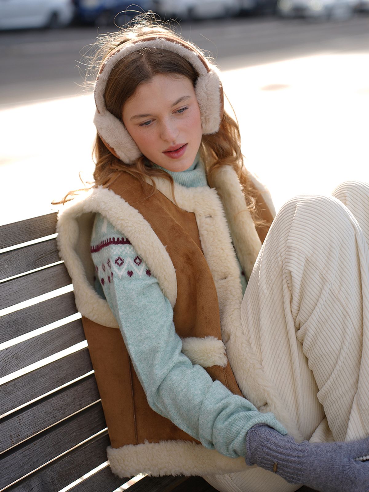랭앤루(LANGNLU) DAVLE Faux Mustang Vest(다블레)_BROWN