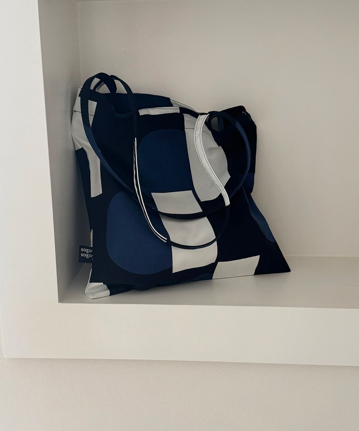 소곤소곤(SOGONSOGON) dark night mini bag