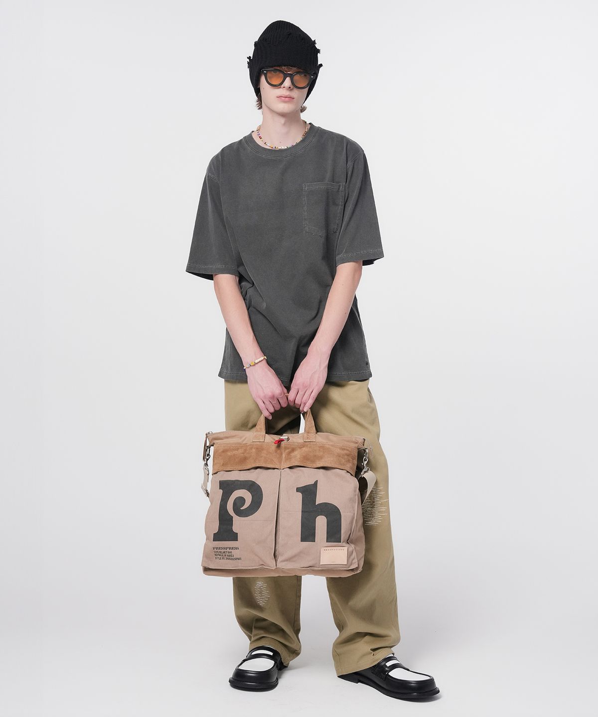 홍우성(HONGWOOSUNG) Pigment Pocket Logo T-Shirts_Black