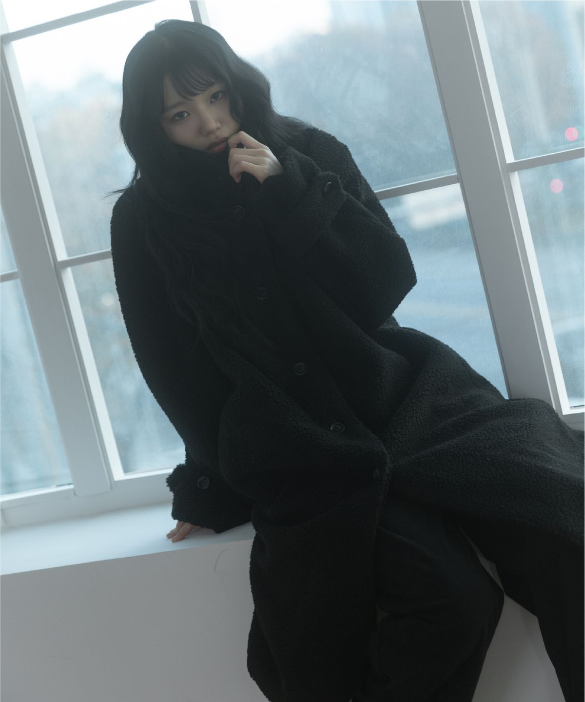 나이엔(NAAIEEN) 헤비 플리스 하이넥 롱코트