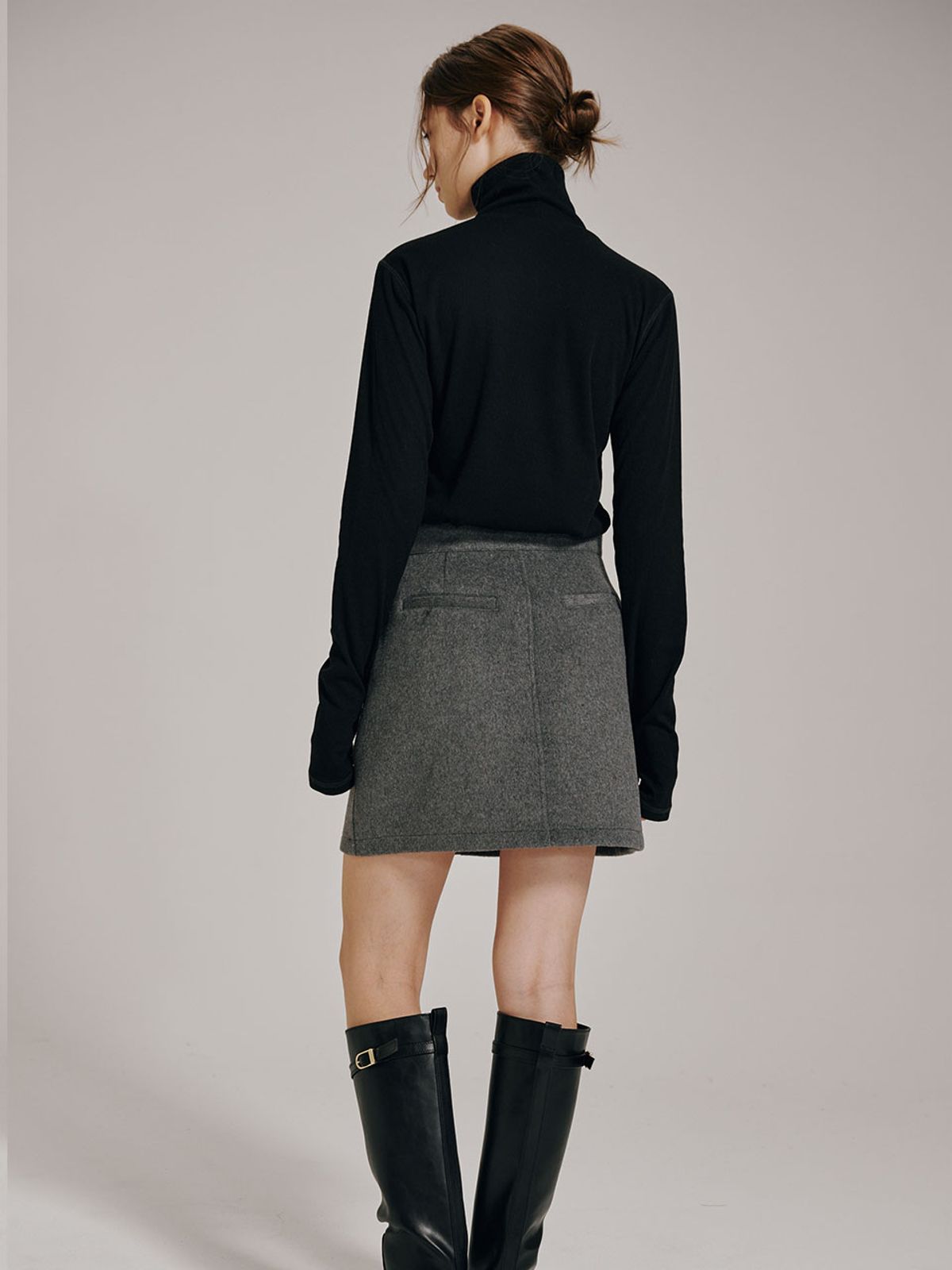 누브(NOUVE) 울 미니 스커트 - 차콜 / Wool Mini Skirt - Chacoal