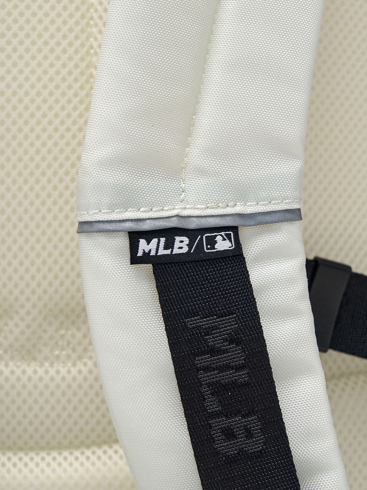 엠엘비 키즈(MLB KIDS) 태그 플라이 책가방 NY (Cream)