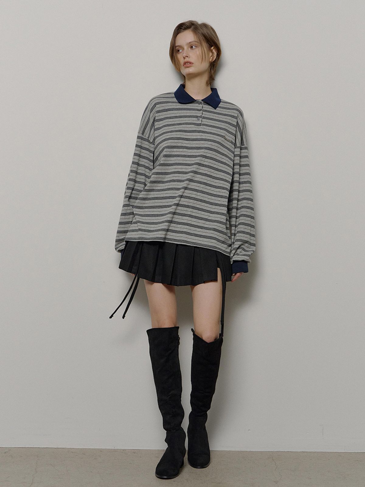 론크(LONQUE) RIBBON PLEATS MINI SKIRT (BLACK)