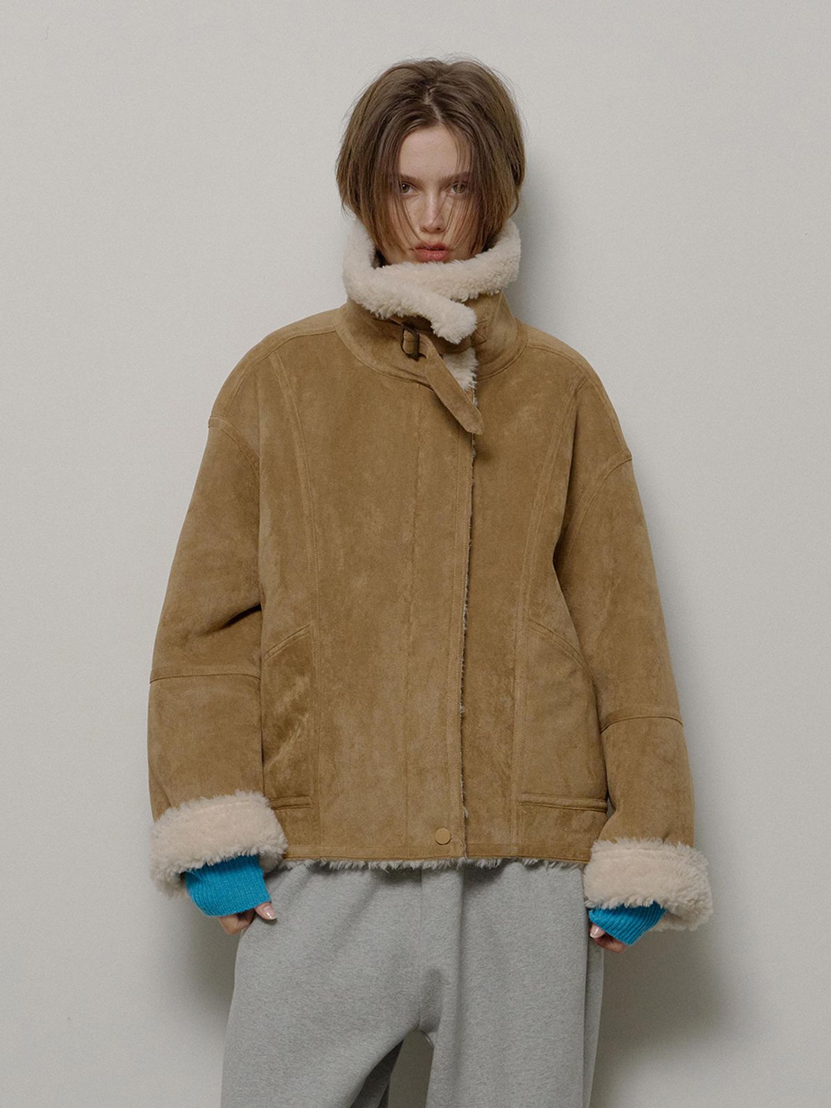 론크(LONQUE) SHEARING MUSTANG JACKET (BEIGE)