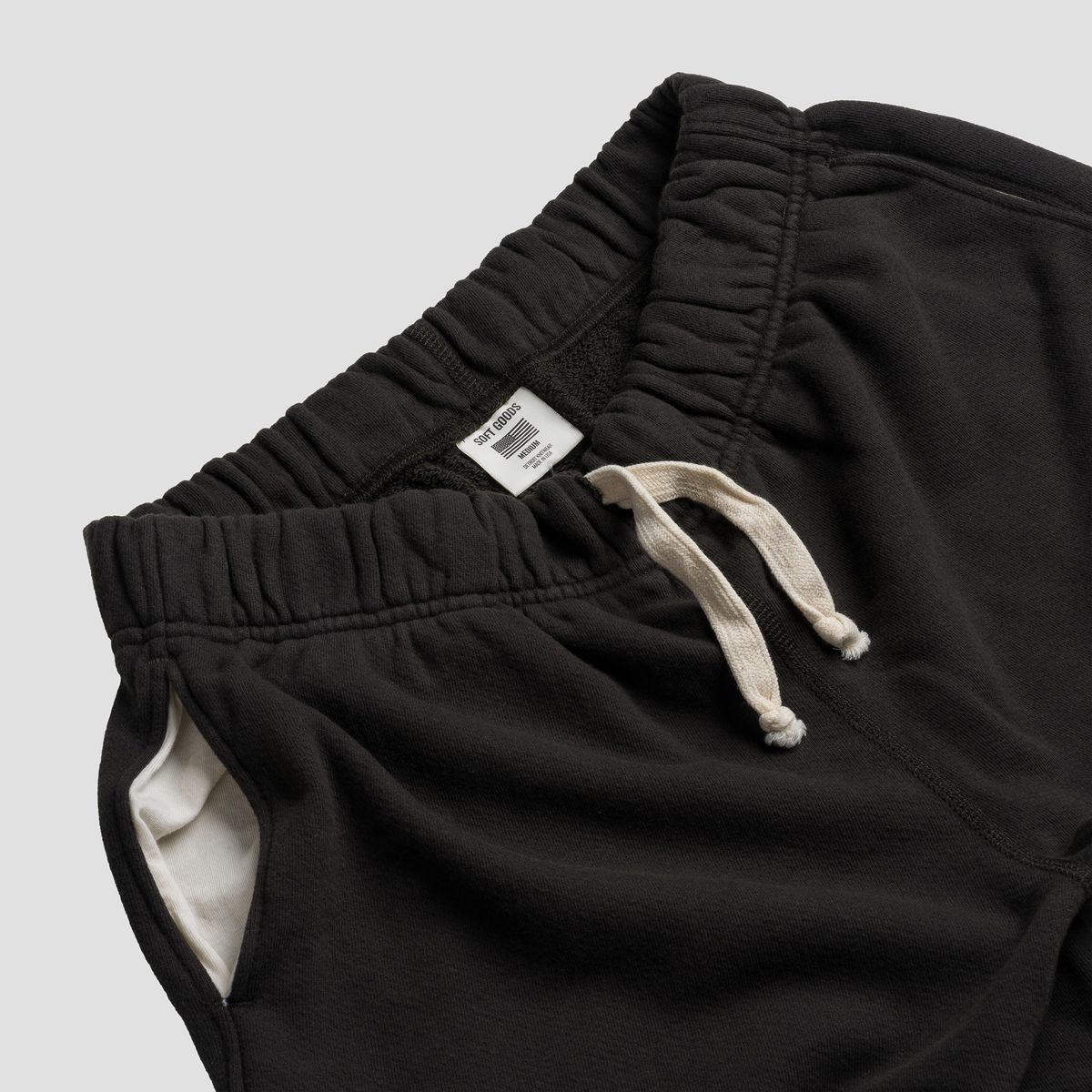 소프트굿즈(SOFT GOODS MFG) 테리 스웻 쇼츠, 빈티지블랙
