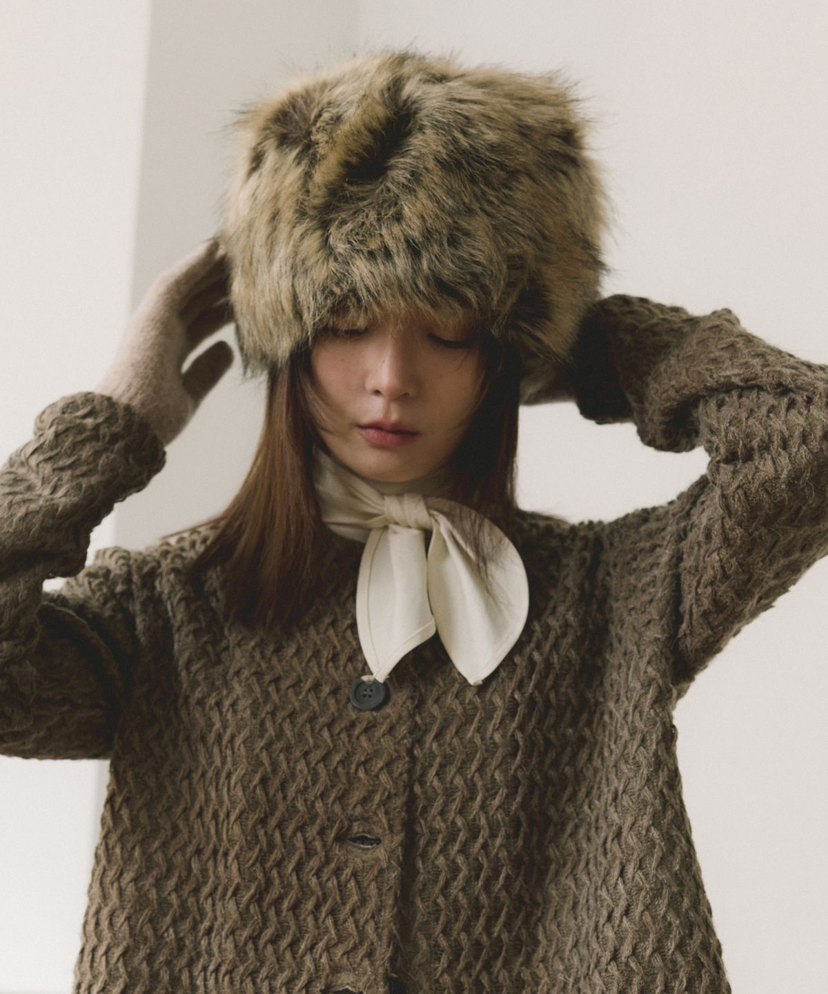 리올그(REORG) COC LAMBSWOOL CHARM GLOVES BROWN