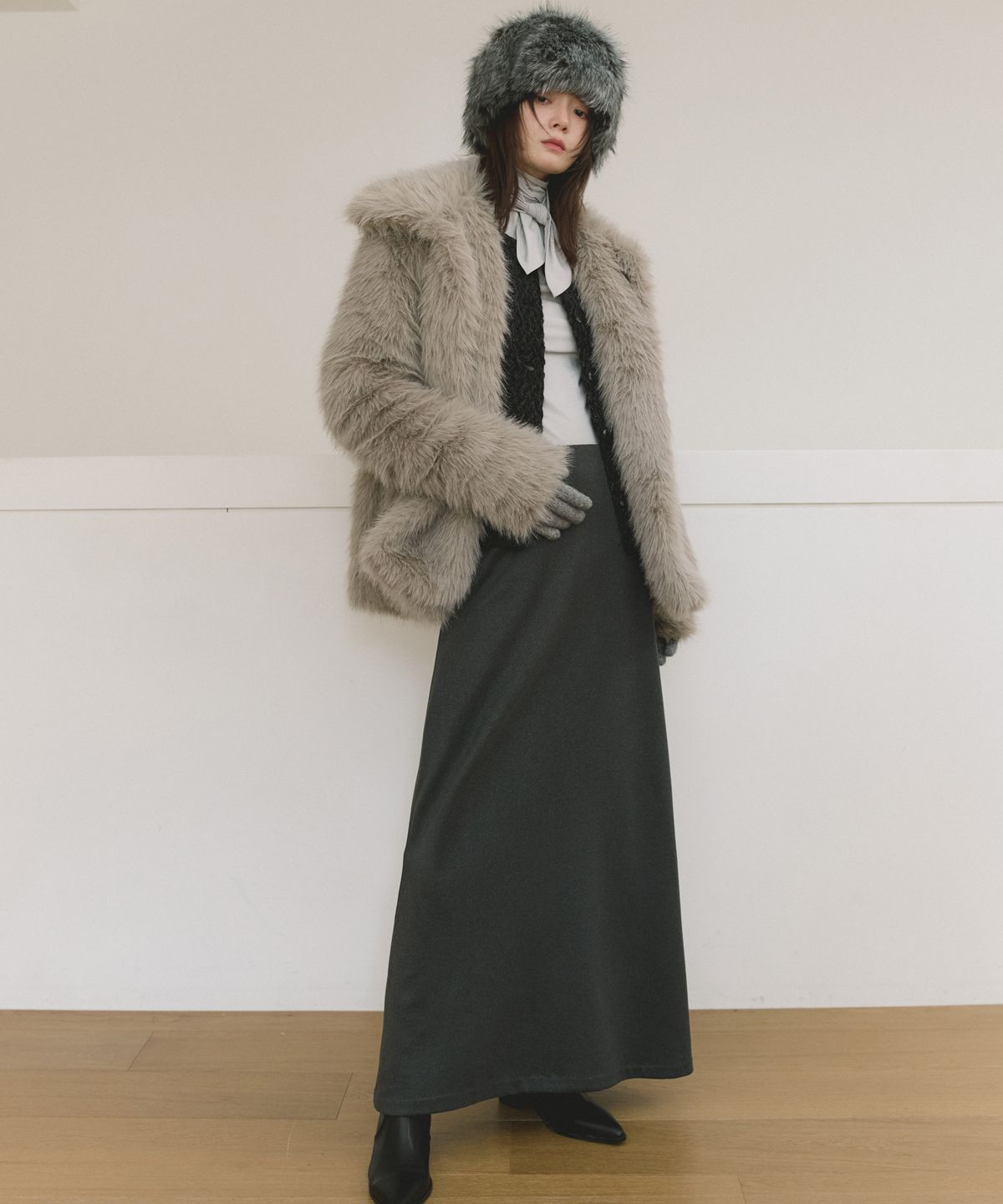 리올그(REORG) COC LAMBSWOOL CHARM GLOVES GRAY