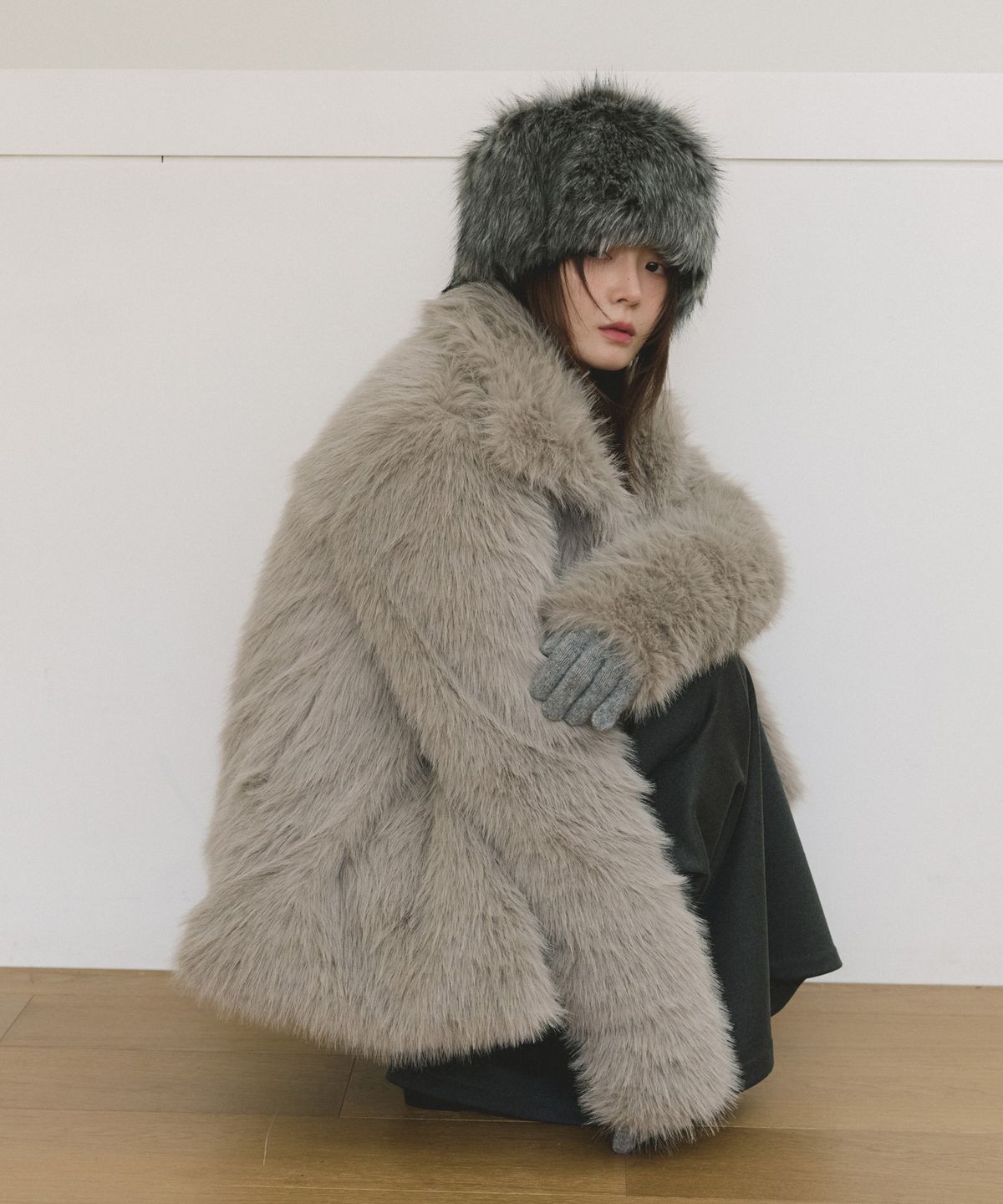 리올그(REORG) COC LAMBSWOOL CHARM GLOVES GRAY
