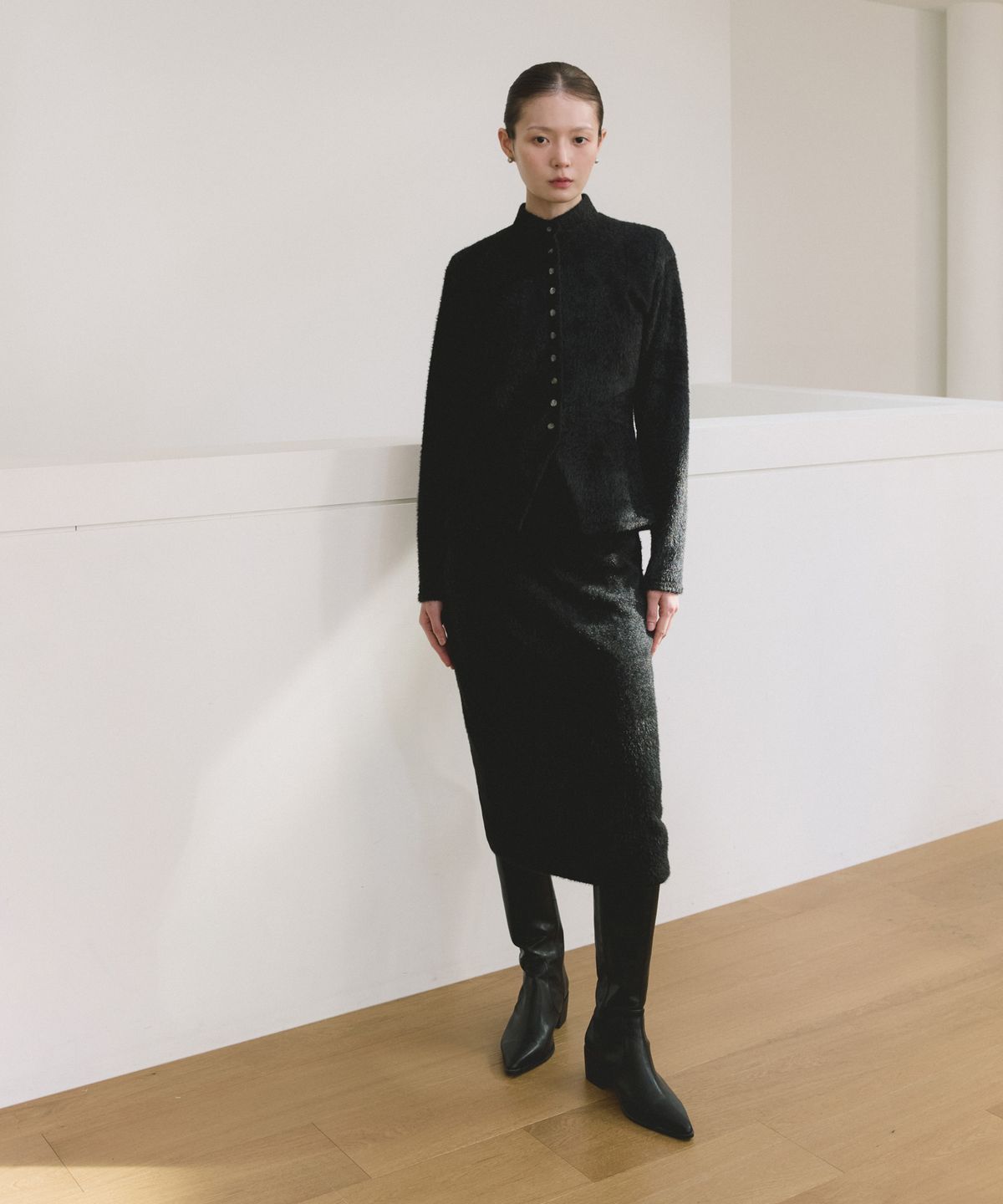 리올그(REORG) COC PUPPY BACK SLIT SKIRT BLACK