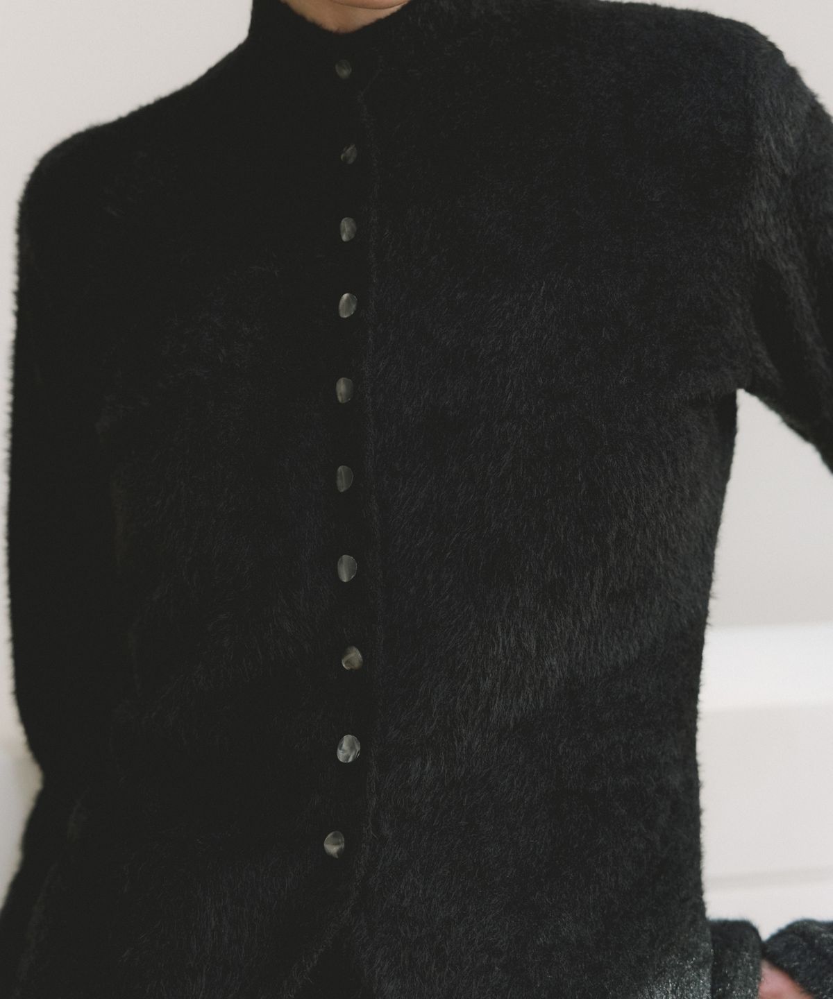 리올그(REORG) COC HALF NECK CARDIGAN BLACK