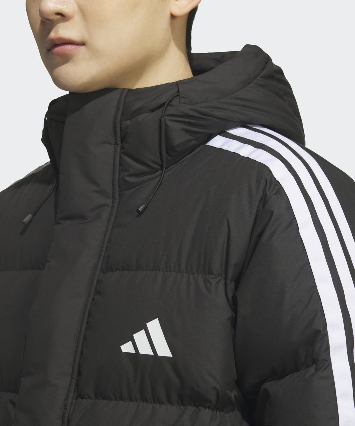 아디다스(ADIDAS) 3-스트라이프 레귤러 핏 롱 다운 패딩 - 블랙 / JZ8731