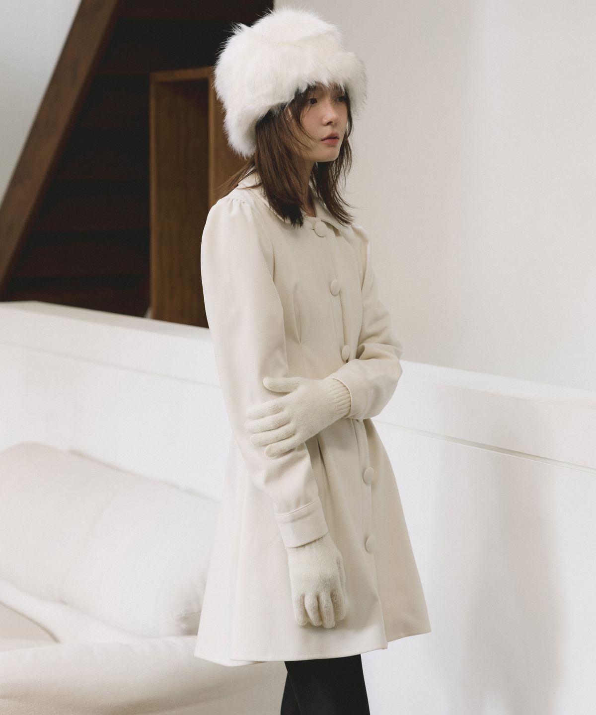 리올그(REORG) COC DOUBLE DART COLLAR MINI OPS IVORY