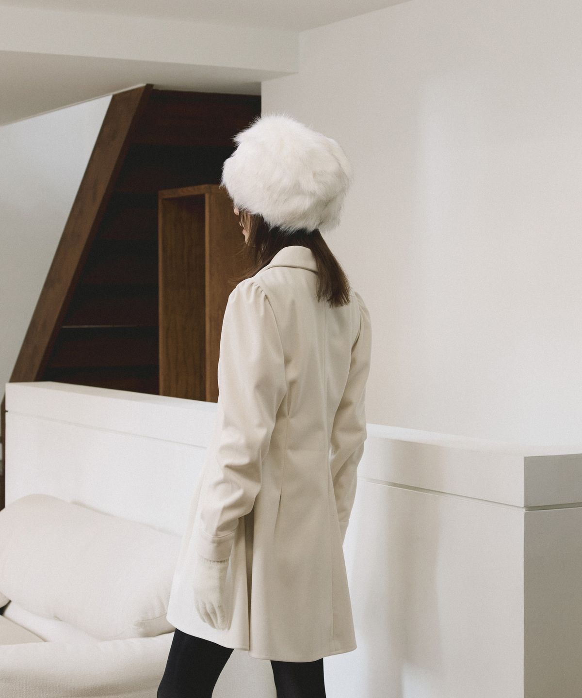 리올그(REORG) COC DOUBLE DART COLLAR MINI OPS IVORY