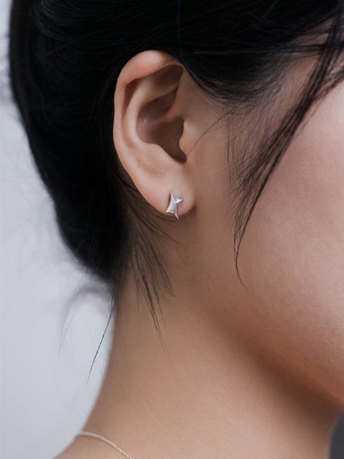 오버그레이(OVERGREY) Headlight Earrings S - Silver