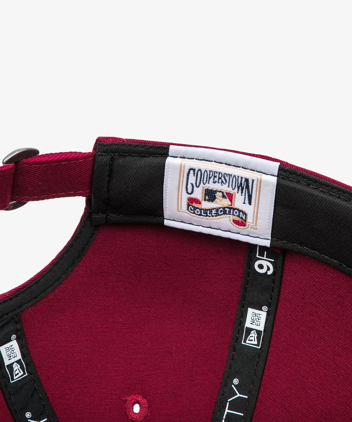 뉴에라(NEW ERA) MLB 쿠퍼스타운 뉴욕 양키스 하이랜더스 레트로 크라운 스트랩백 레드