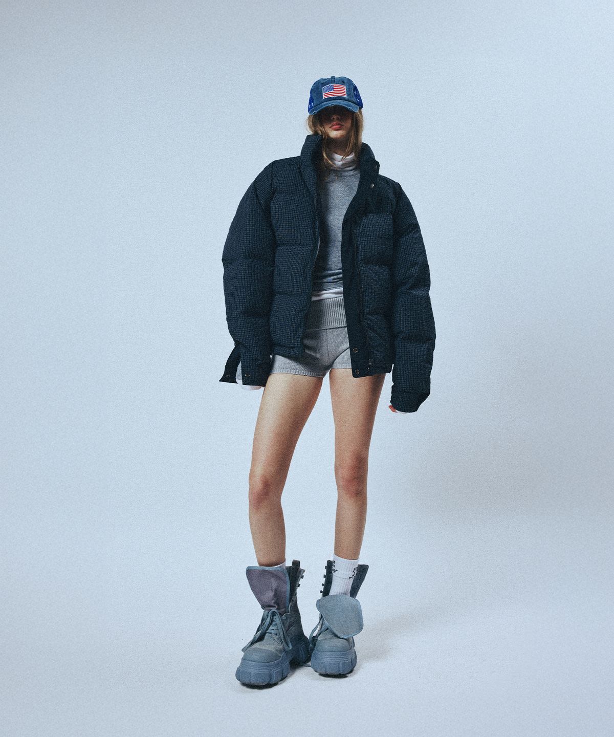 선데이후르츠마켓(SUNDAY FRUIT MARKET) CHECK REVERSIBLE DOWN PUFFER NAVY