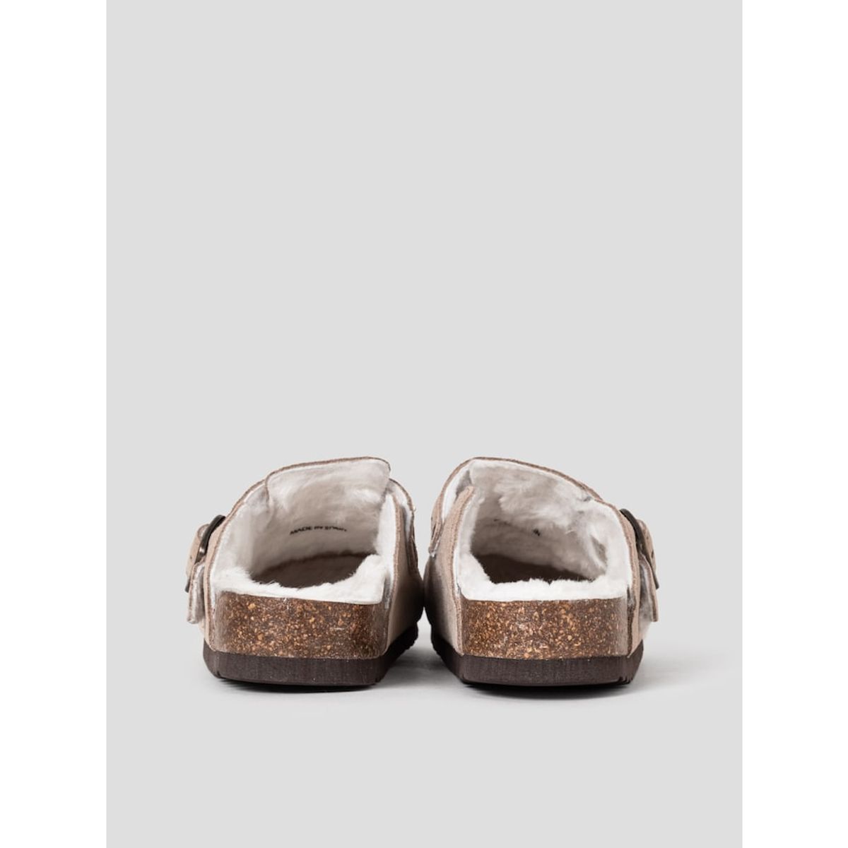 숄(SCHOLL) (WOMEN) 스웨이드 퍼 크로그  옐로이시 브라운 (HH59K2C86B)