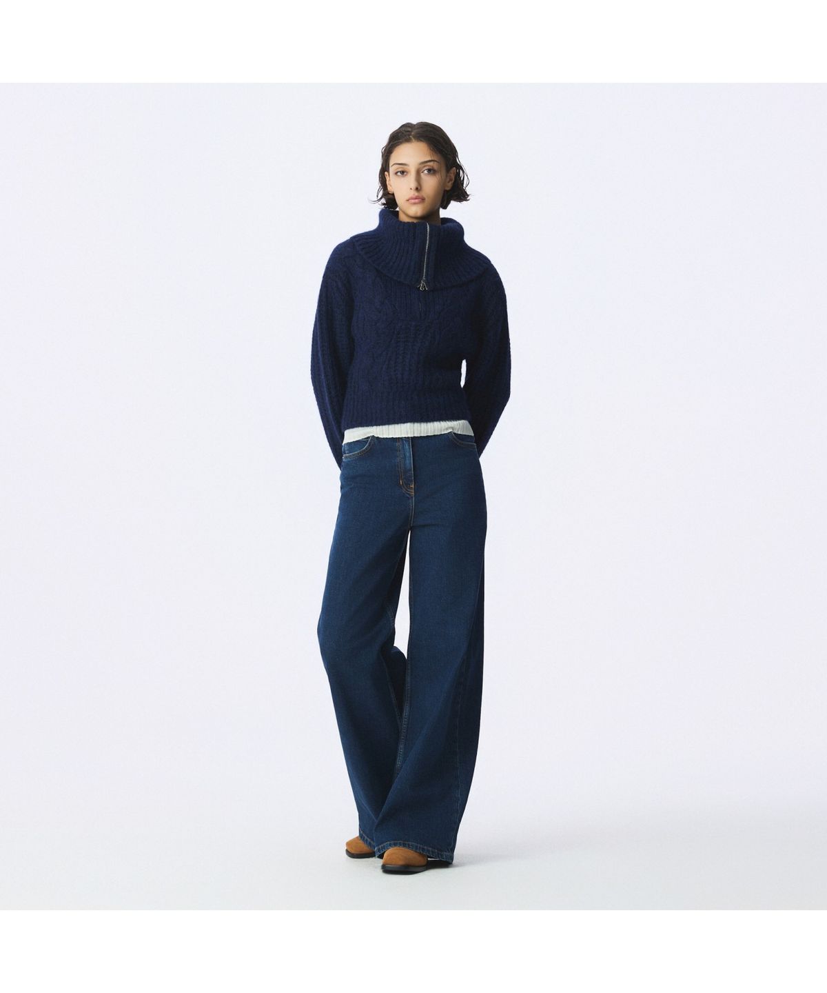 이로 우먼(IROWOMEN) SWANA 하프짚 카라 니트 탑 IOWBW25103NYX