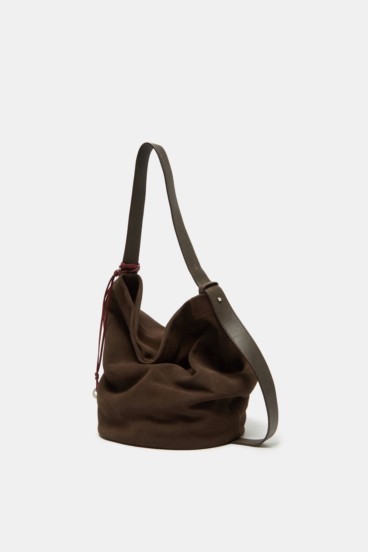 쿠론(COURONNE) Haru Shoulder 24 Suede_RDBSX26111BRD