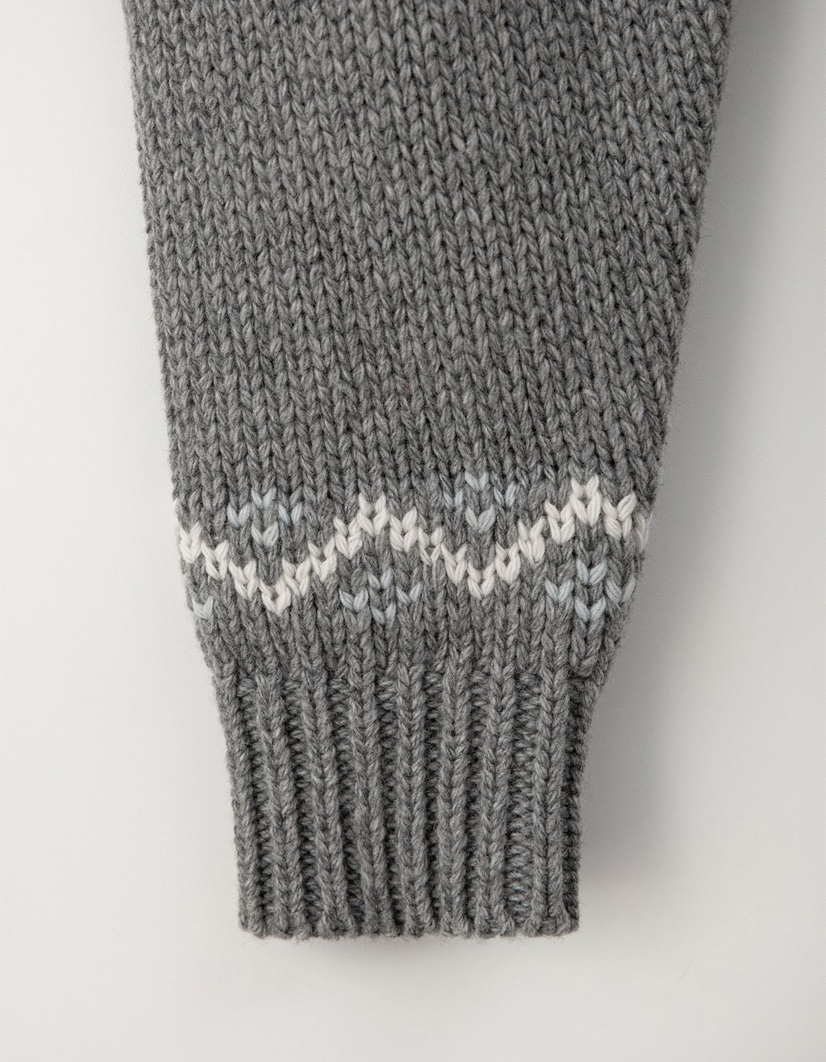 썸웨어버터(SOMEWHEREBUTTER) Penguin Wool Sweater - Grey
