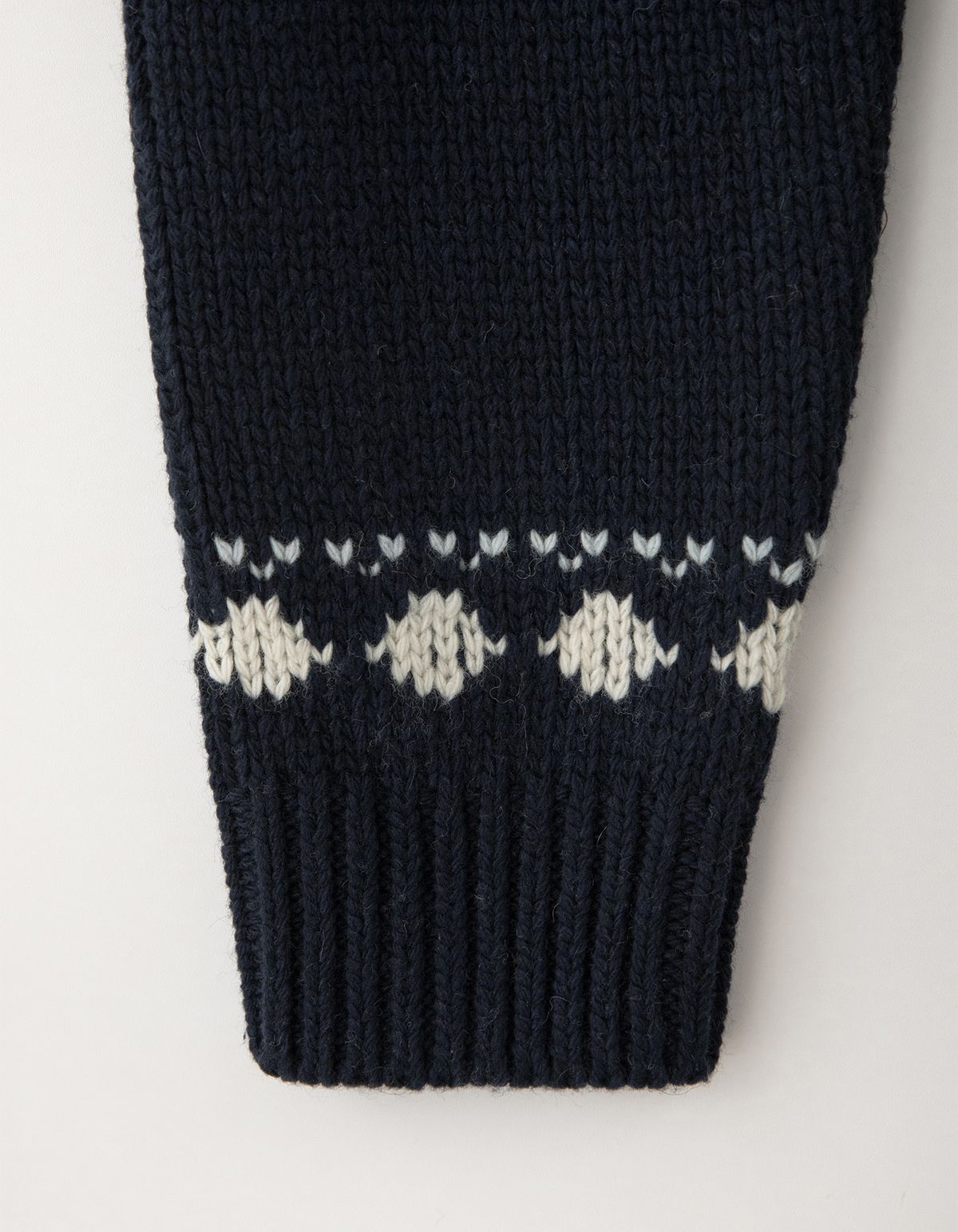 썸웨어버터(SOMEWHEREBUTTER) Penguin Cowhichan Zip-Up - Navy