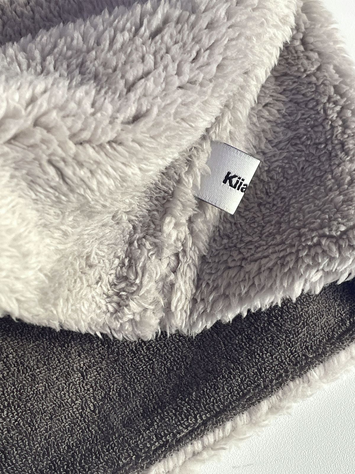 키아세(KIIACE) Reversible Towel Beanie - Charcoal