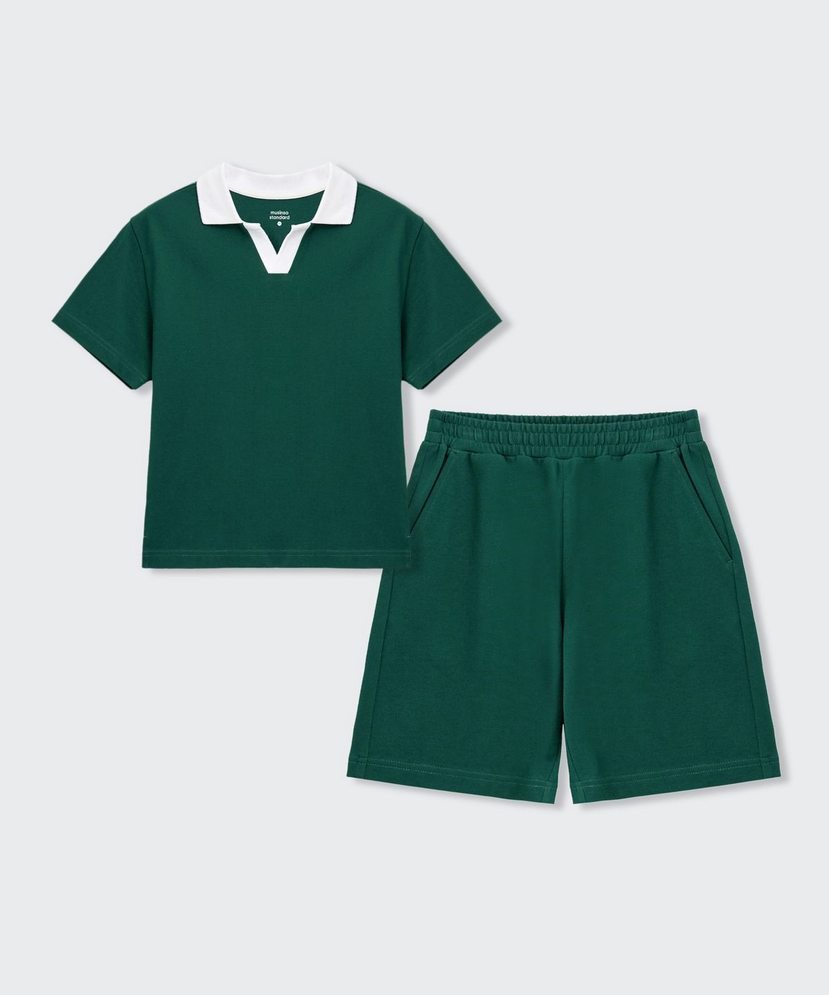 무신사 스탠다드 키즈(MUSINSA STANDARD KIDS) 슬릿 넥 폴로 셔츠 셋업 [그린]