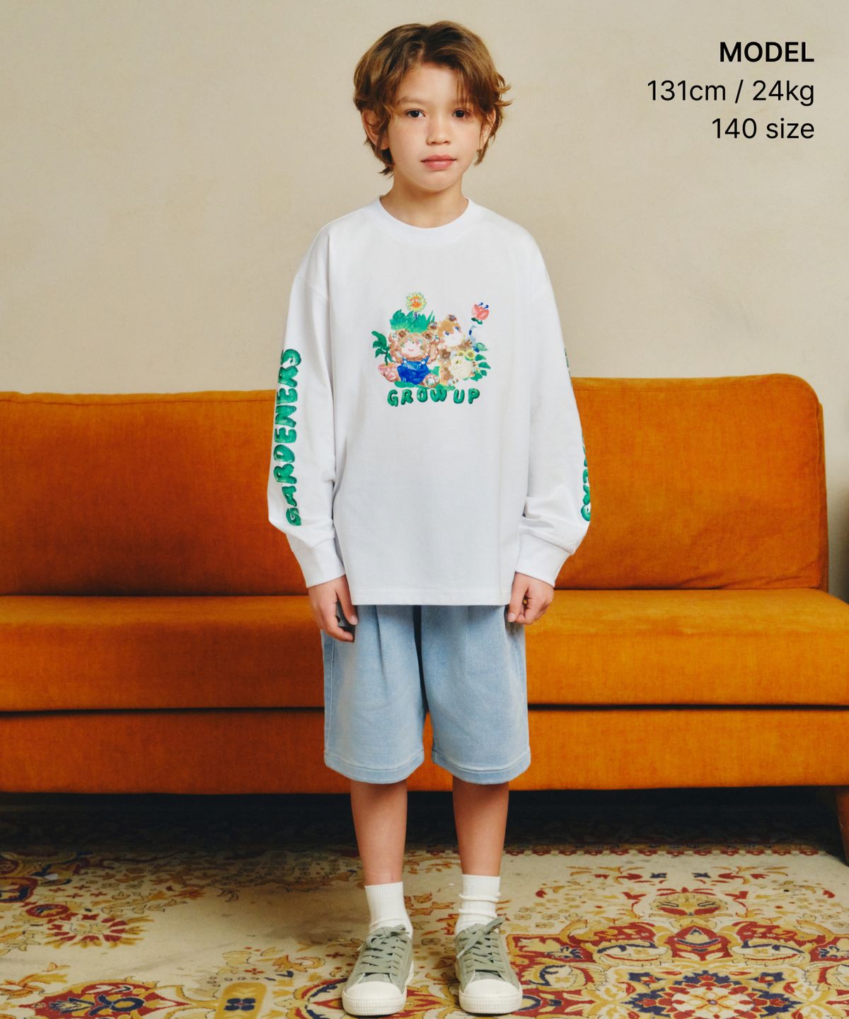 무신사 스탠다드 키즈(MUSINSA STANDARD KIDS) [슬로코스터 컬래버] 가드너스 립 커프스 긴소매 티셔츠 [화이트]