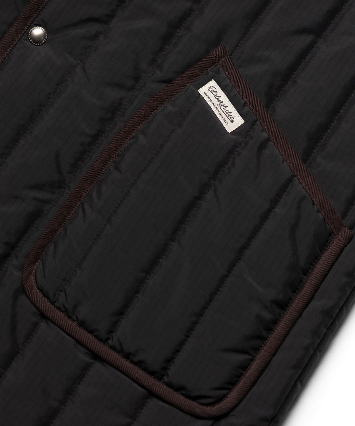 에든버러클럽(EDINBURGH CLUB) RIPSTOP HOODED VERTICAL QUILTED LONG JUMPER (BLACK)