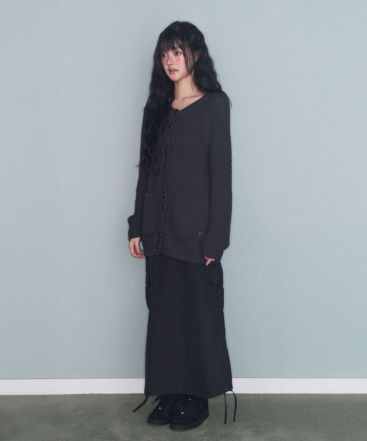 미레코(MIRECO) TURTLE-BUTTON KNIT CARDIGAN CHARCOAL
