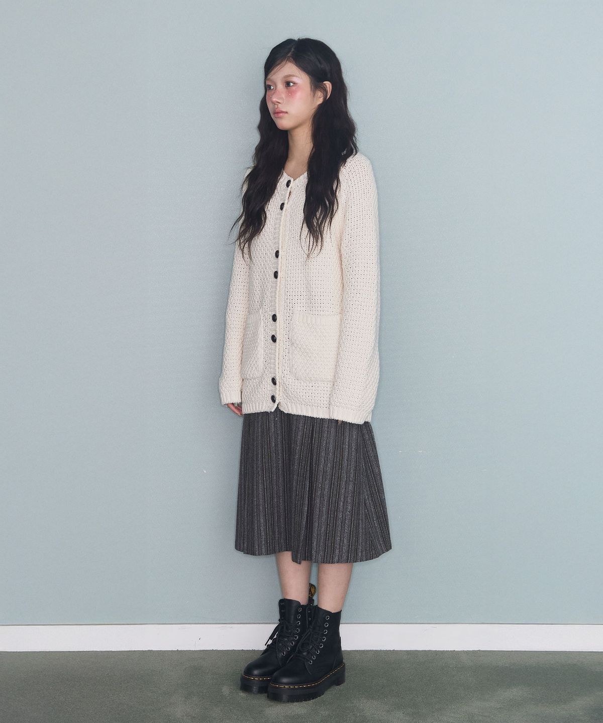 미레코(MIRECO) TURTLE-BUTTON KNIT CARDIGAN IVORY