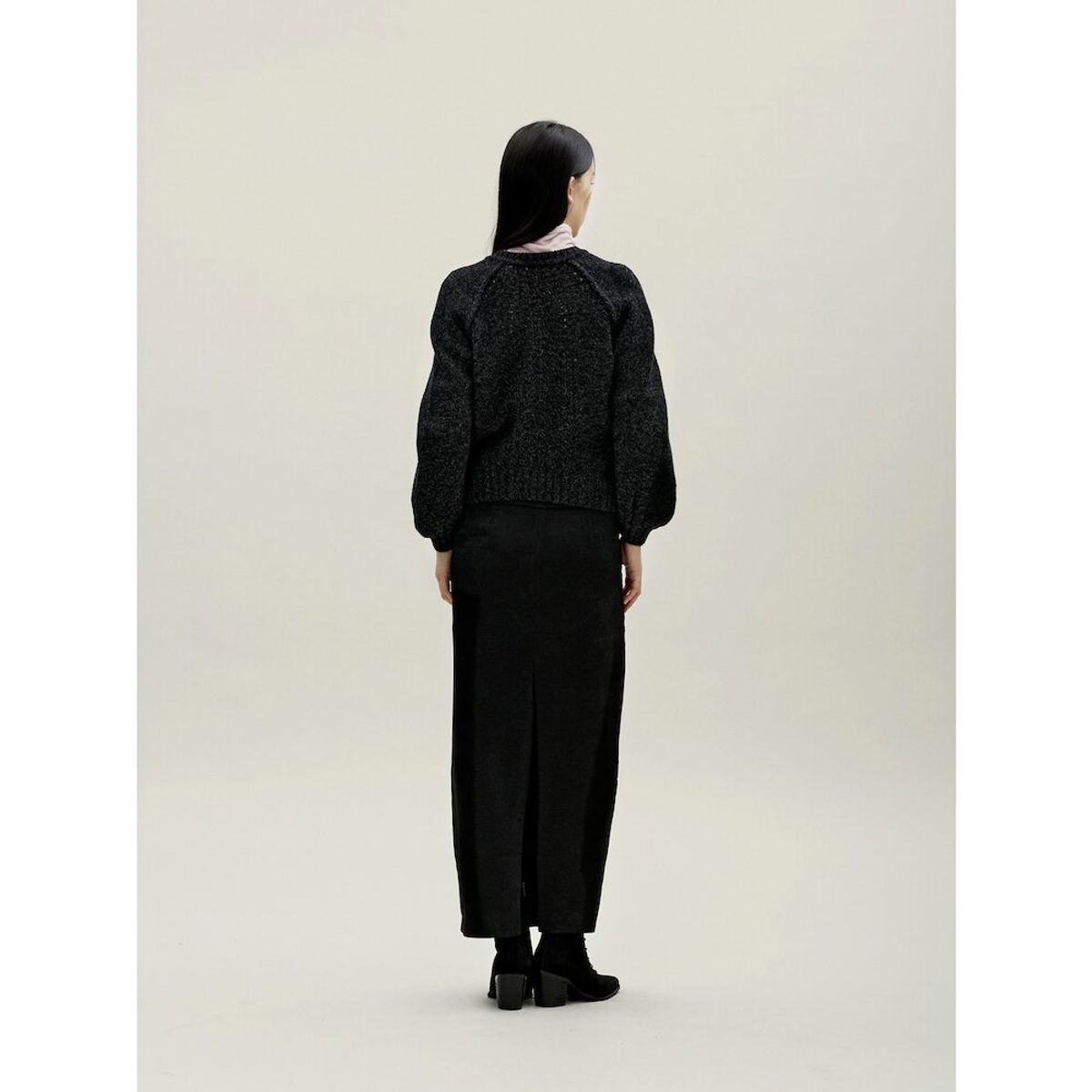 앙개(ANGGAE) Wilted Knit Cardigan  Black