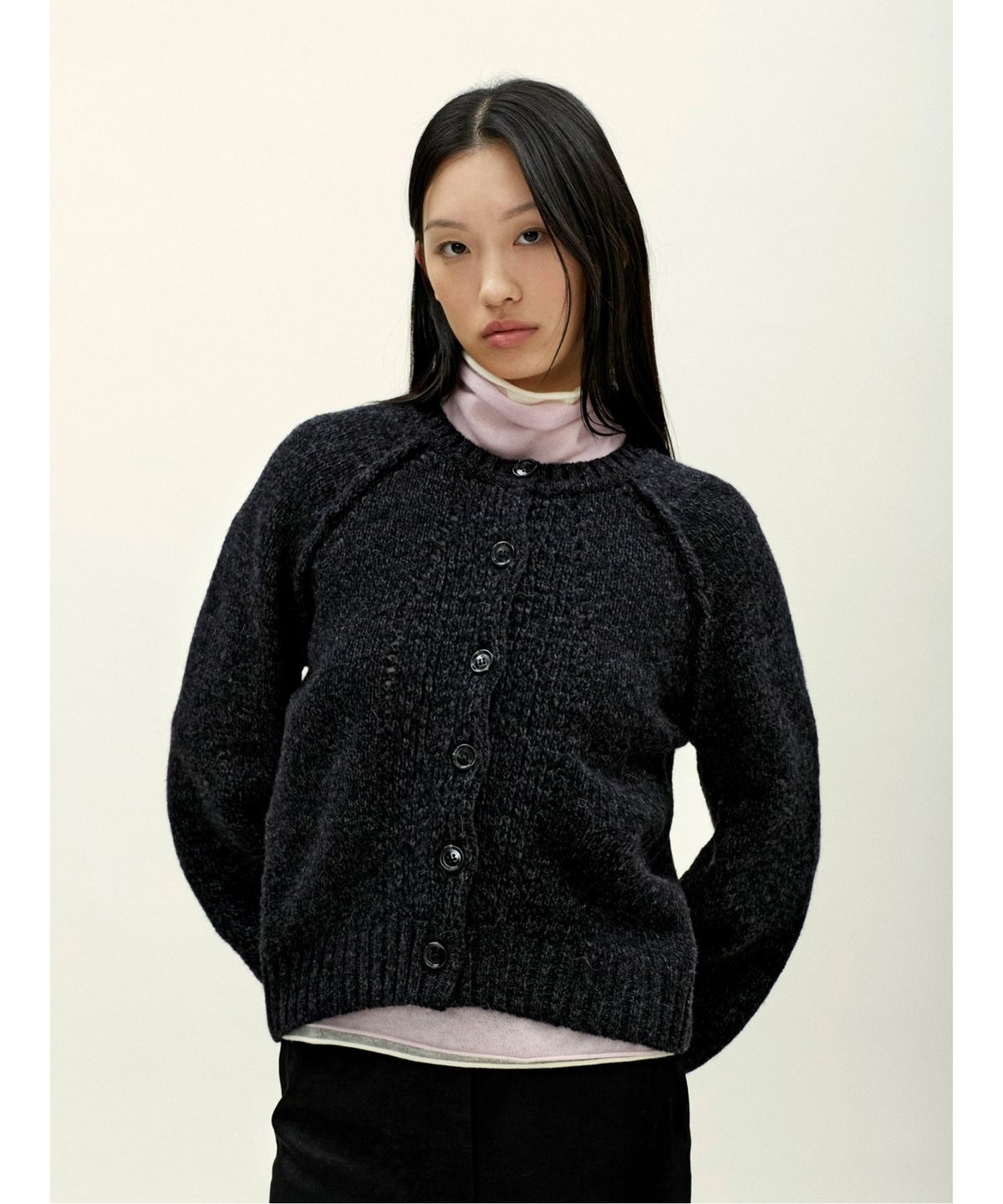 앙개(ANGGAE) Wilted Knit Cardigan  Black