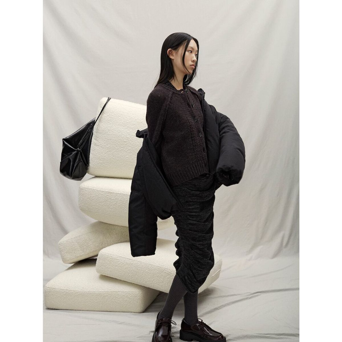앙개(ANGGAE) Wilted Knit Cardigan  Brown