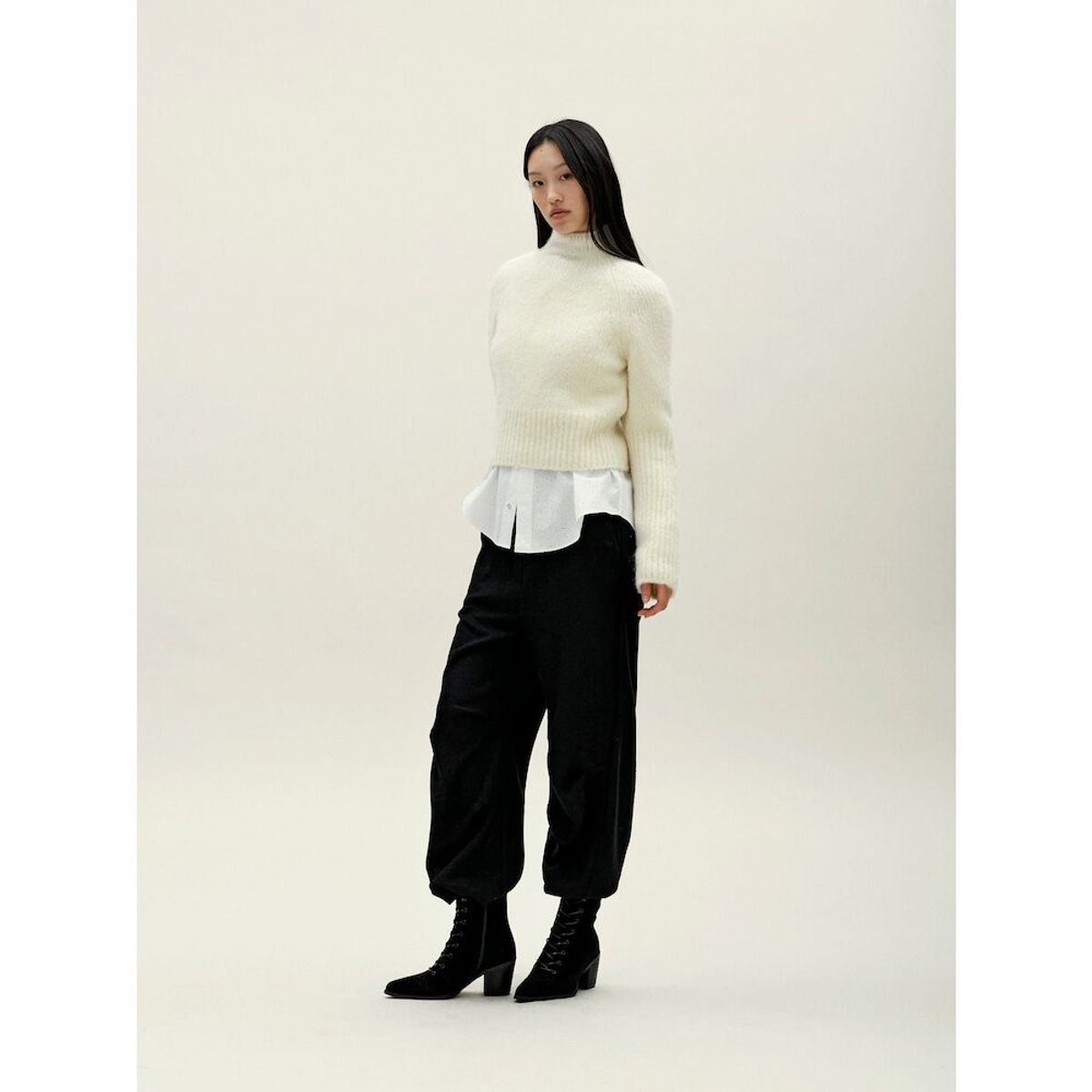 앙개(ANGGAE) Classic Half Neck Pullover  Ivory