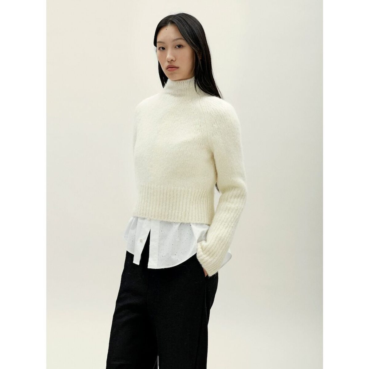 앙개(ANGGAE) Classic Half Neck Pullover  Ivory