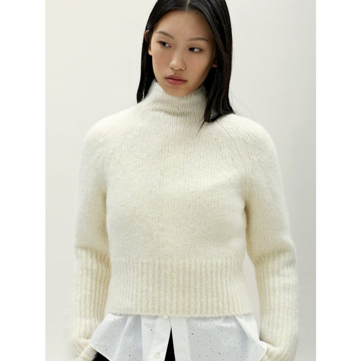 앙개(ANGGAE) Classic Half Neck Pullover  Ivory