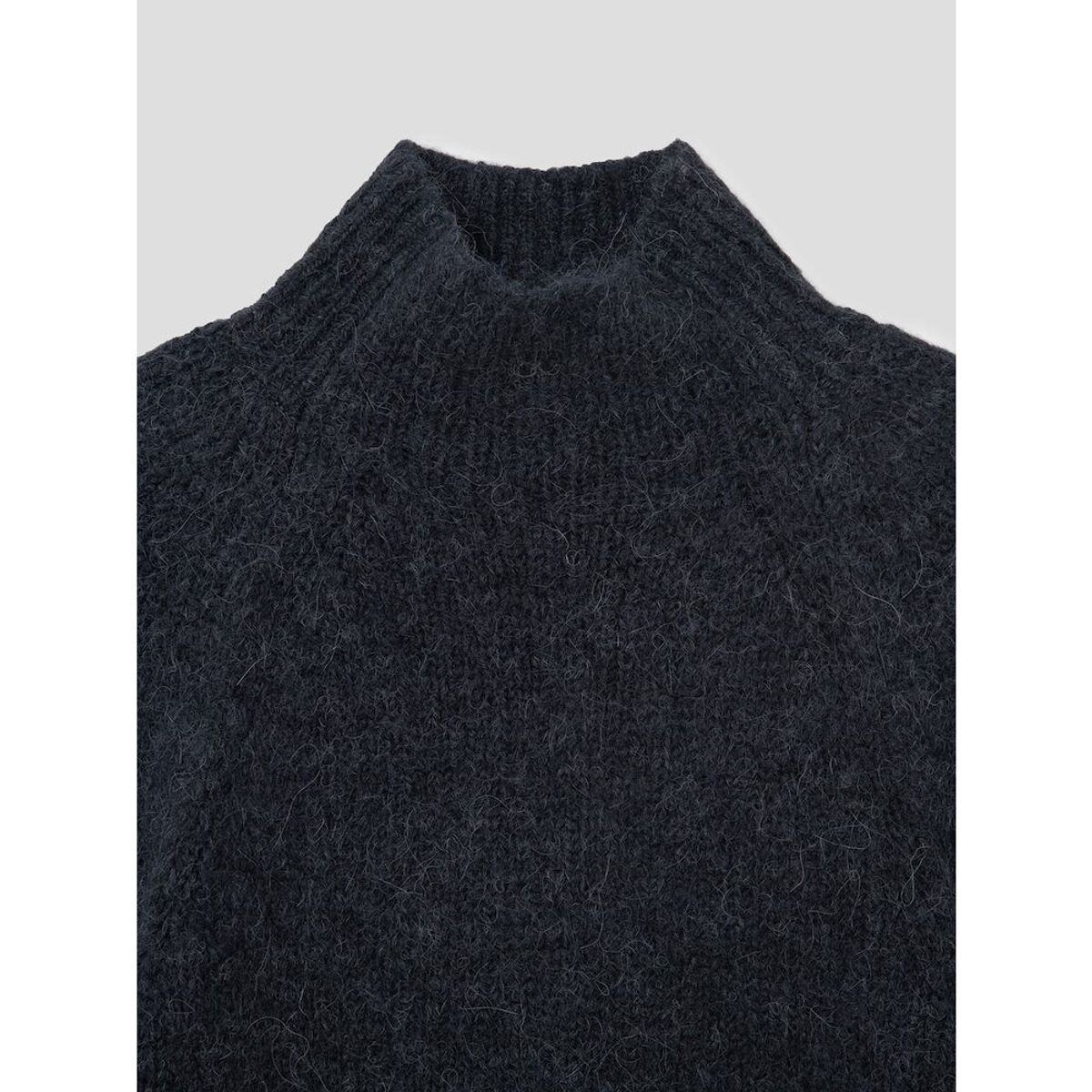 앙개(ANGGAE) Classic Half Neck Pullover  Dark Grey