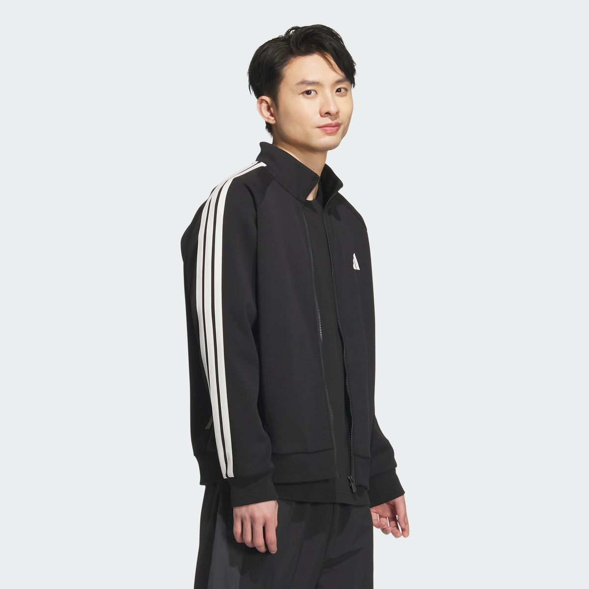 아디다스(ADIDAS) 모던 스포츠 니트 트랙 탑 KC2884